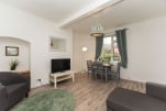 Kenmar House Accommodation
                                    - Hamilton, Lanarkshire