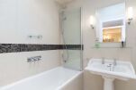 Bathroom, Wimbledon Village Serviced Apartments, London