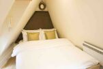 Bedroom, O'Connell Bridge Serviced Apartments in Dublin