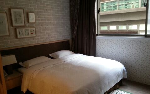 Istaytion Crystal Station Apartments