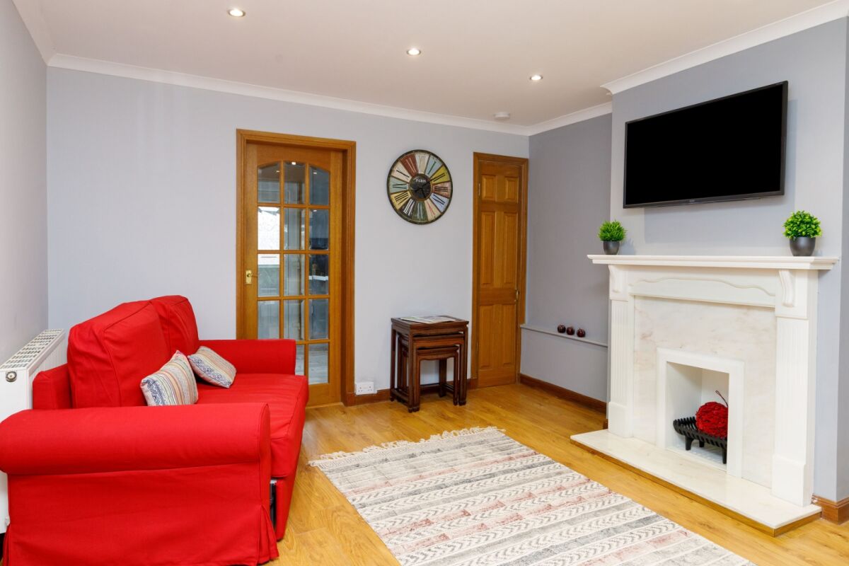 Inglewood Apartment in Alloa Situ