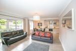 Living Room, Windmill Lane Serviced Apartments in Dublin