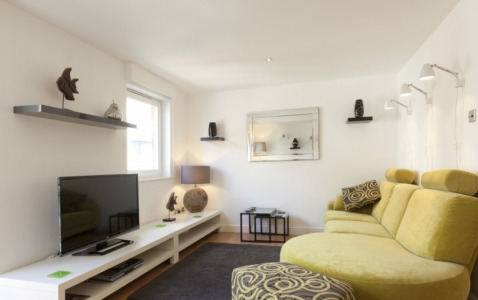 Strand House Apartment