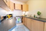 Whitehall Place Apartment in Leeds, Kitchen