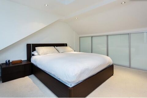 Bedroom, Huntingdon Street Serviced Apartments, Barnsbury, London