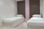 Twin Bedroom, Imperial Pad Serviced Apartments, Fulham, London