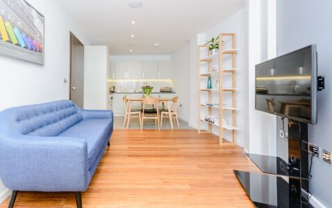 Ibis House Apartments
