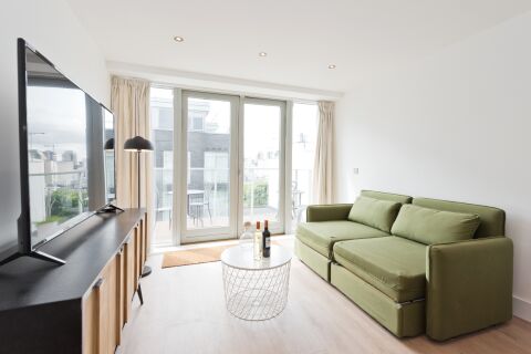 Living room Fitzwilliam Quay I