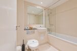 Bathroom Fitzwilliam Quay I