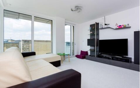 Fulham Riverside Retreat Apartment