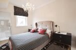 Bell Street Apartment
                                    - Henley-on-Thames, Oxfordshire