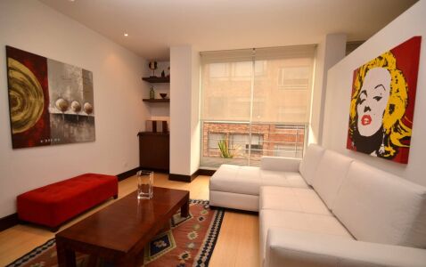 Veronica B Apartment