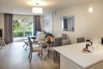 1 x bed Bedroom Living/Dining Area