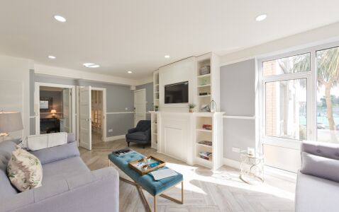 Saint James Court Apartment