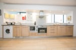 Kitchen, Trinity Gardens Serviced Apartments in Dublin