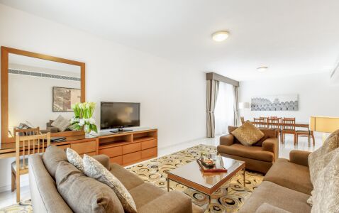 Golden Sands 10 Apartments
