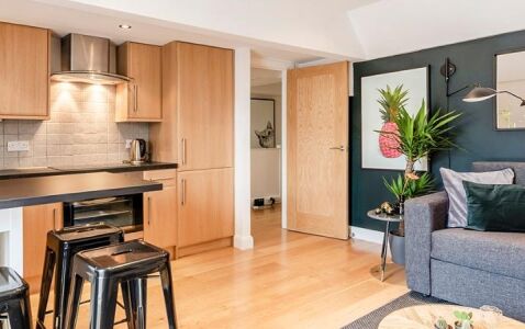 Percy Street Apartment