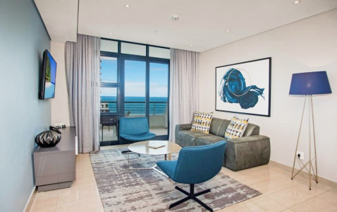 Pearls Lagoon Drive Apartments