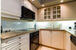 The University Plaza Apartments
                                    - Toronto, Ontario