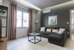 One Bedroom Hip
