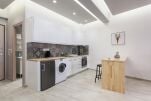 One Bedroom Hip
