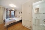 Waterson Street Apartment
                                    - Shoreditch, The City