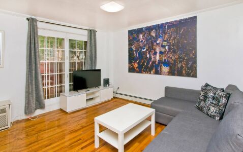 26th & 3rd Apartment