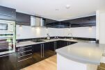Kitchen, Lanes Serviced Apartments, Yeovil