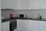 Kitchen, Queensway Serviced Apartments, Redhill