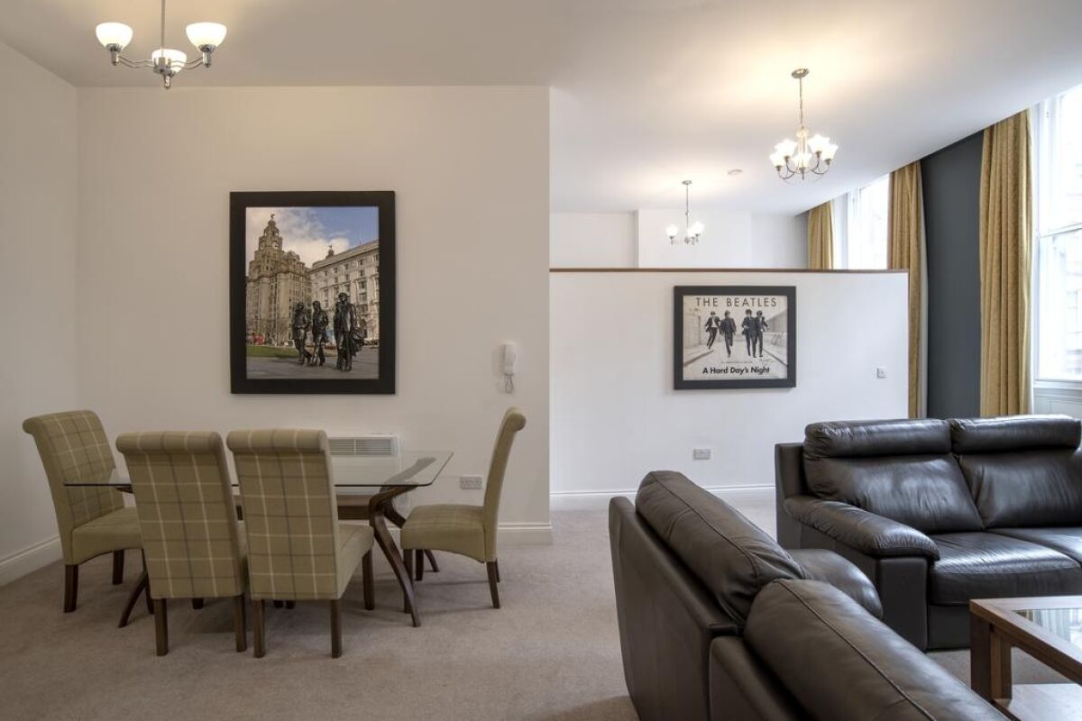 Living Area, Castle Street Serviced Apartments in Liverpool