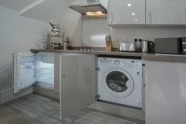 Kitchen, Lower Castle Street Serviced Apartments in Liverpool