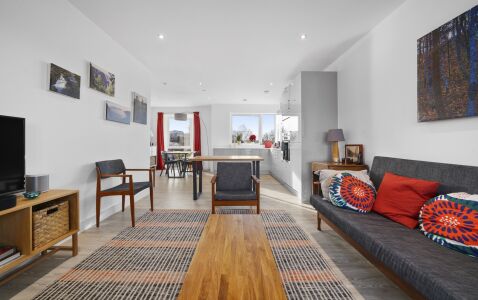 Acorn House Apartment