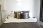 Bedroom, Shard View Serviced Apartments, Monument, The City of London