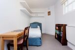 Kensington Mews Apartment
                                    - Kensington, Central London