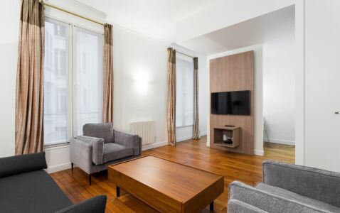Rue Claude Chahu Apartment