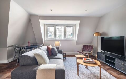Pepys Street Apartment
