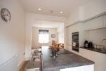 City Centre Hub Apartment
                                    - Hull, East Yorkshire