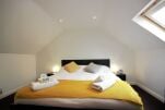 City Centre Hub Apartment
                                    - Hull, East Yorkshire