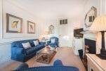 Living Room / Lounge