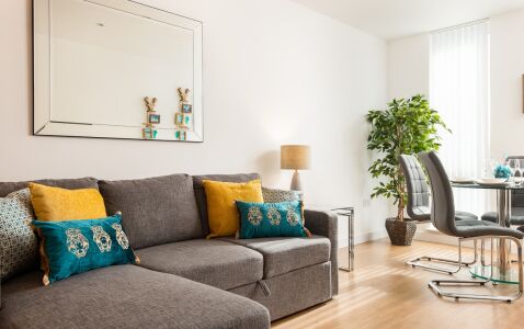 Bond Way Apartments