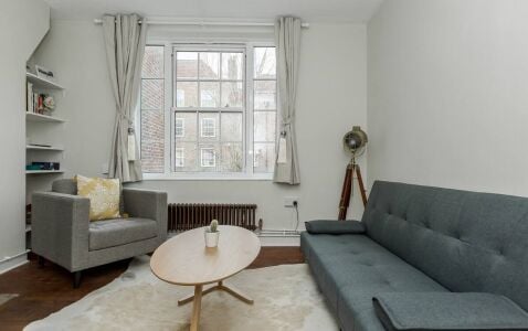 Santley House Apartment