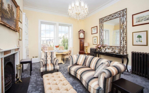 Edward Street Apartment