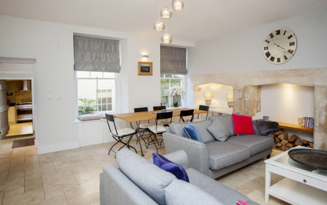 Green Park Garden Apartment