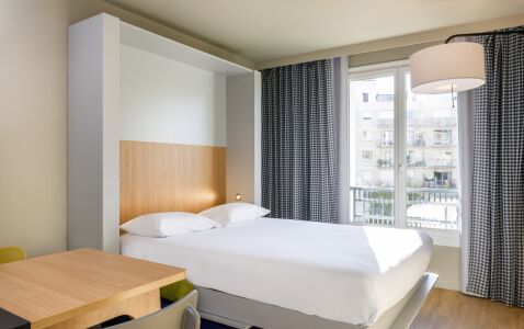 La Defense Puteaux Apartments