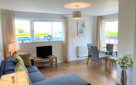 Mathieson Terrace Apartment