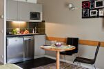 Dining Area and Kitchen, Kleber Serviced Apartments, Courbevoie