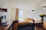 Bedroom, La Defense Leonard de Vinci Serviced Apartment, Paris