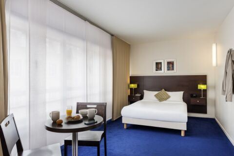 Paris Bastille Serviced Apartments, Paris, Bedroom