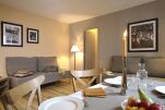 Paris Montmartre Serviced Apartments, Paris, Living Room
