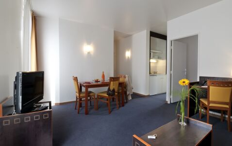 Paris Philippe Auguste Apartments